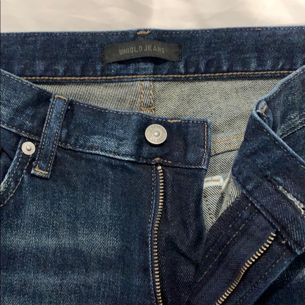 Uniqlo Men’s Jeans - Picture 2 of 5
